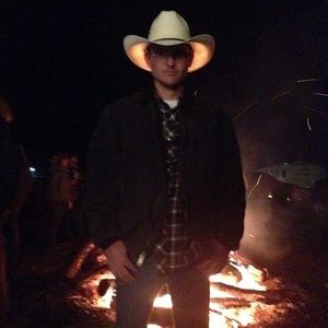 Meet your Posher, James